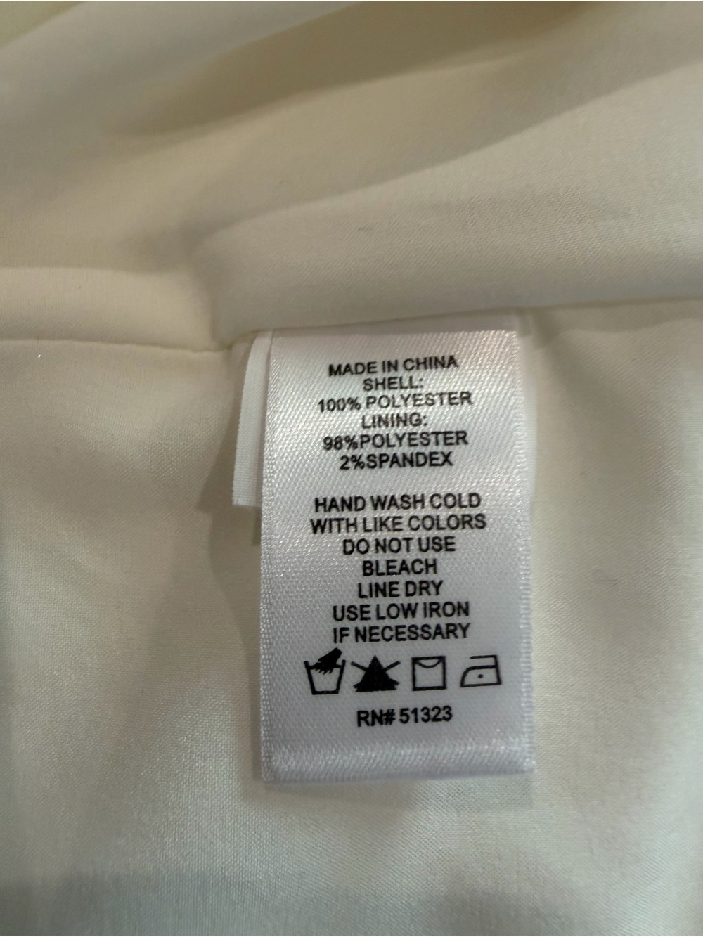 CeCe NWT Soft Ecru Scalloped Tie-Neck Halter Shift Dress Size 6 - Picture 6 of 6